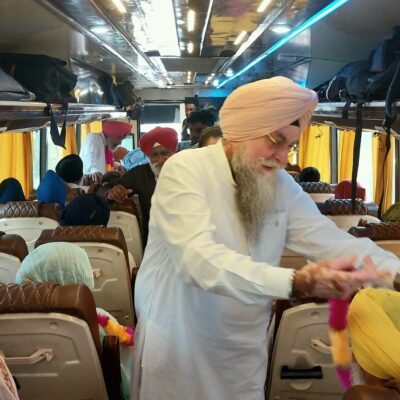 ਸਪੀਕਰ ਵੱਲੋਂ ਪਿੰਡ ਢੀਮਾਂ ਵਾਲੀ ਅਤੇ ਕੋਟਕਪੂਰਾ ਤੋਂ ਮੁੱਖ ਮੰਤਰੀ ਤੀਰਥ ਯਾਤਰਾ ਯੋਜਨਾ ਤਹਿਤ ਦੋ ਬੱਸਾਂ ਨੂੰ ਰਵਾਨਾ