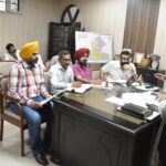 ਵਧੀਕ ਡਿਪਟੀ ਕਮਿਸ਼ਨਰ ਵੱਲੋਂ ਪਿੰਡਾਂ ’ਚ ਚੱਲ ਰਹੇ ਸੈਨੀਟੇਸ਼ਨ ਤੇ ਕੂੜਾ ਪ੍ਰਬੰਧਨ ਪ੍ਰਾਜੈਕਟਾਂ ਦੀ ਸਮੀਖਿਆ
