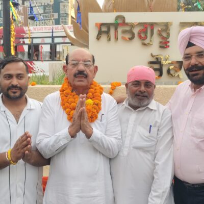 ਕੈਬਨਿਟ ਮੰਤਰੀ ਮੋਹਿੰਦਰ ਭਗਤ ਵੱਲੋਂ ਪ੍ਰਕਾਸ਼ ਉਤਸਵ ਤੋਂ ਪਹਿਲਾਂ ਜਲੰਧਰ ’ਚ ਸਤਿਗੁਰੂ ਕਬੀਰ ਚੌਕ ਦਾ ਉਦਘਾਟਨ 