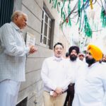 ਹਰਜੋਤ ਸਿੰਘ ਬੈਂਸ ਨੇ ਰਾਤ 1 ਵਜੇ ਅੰਮ੍ਰਿਤਸਰ ਵਿੱਚ ਸਫ਼ਾਈ ਮੁਹਿੰਮ ਦੀ ਕੀਤੀ ਅਗਵਾਈ; ਗੁਰੂ ਨਗਰੀ ਦੀਆਂ ਸੜਕਾਂ ਨੂੰ ਸਾਫ਼-ਸੁਥਰਾ ਰੱਖਣ ਲਈ ਰਾਤ 10 ਵਜੇ ਤੋਂ 2 ਵਜੇ ਤੱਕ ਚੱਲਣ ਵਾਲੀ ਸਫ਼ਾਈ ਮੁਹਿੰਮ ਦਾ ਕੀਤਾ ਆਗ਼ਾਜ਼