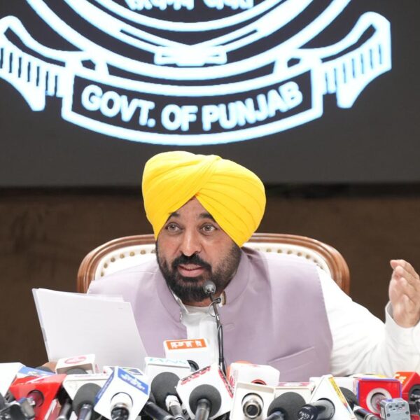 ਹਰ ਖੇਤ ਤੱਕ ਨਹਿਰੀ ਪਾਣੀ ਪਹੁੰਚਾਉਣ ਲਈ ਸਾਡੀ ਸਰਕਾਰ 7,000 ਕਿਲੋਮੀਟਰ ਨਵੀਂਆਂ ਪਾਈਪਲਾਈਨਾਂ ਵਿਛਾਏਗੀ: ਮੁੱਖ ਮੰਤਰੀ ਭਗਵੰਤ ਸਿੰਘ ਮਾਨ