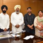 ਭਗਵੰਤ ਮਾਨ ਸਰਕਾਰ ਗੱਲਬਾਤ ਅਤੇ ਸਹਿਮਤੀ ਰਾਹੀਂ ਮੁਲਾਜ਼ਮਾਂ ਦੇ ਮਸਲੇ ਹੱਲ ਕਰਨ ਲਈ ਵਚਨਬੱਧ; ਵਿੱਤ ਮੰਤਰੀ ਹਰਪਾਲ ਸਿੰਘ ਚੀਮਾ ਵੱਲੋਂ ਸਿੱਖਿਆ ਵਿਭਾਗ ਦੀਆਂ 5 ਯੂਨੀਅਨਾਂ ਨਾਲ ਮੀਟਿੰਗਾਂ