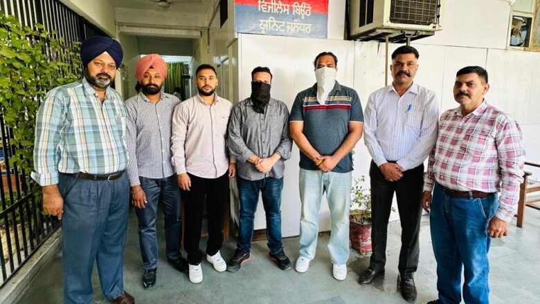 ਵਿਜੀਲੈਂਸ ਬਿਊਰੋ ਵੱਲੋਂ ਇੰਸਪੈਕਟਰ 70,000 ਰੁਪਏ ਅਤੇ ਜੂਨੀਅਰ ਆਡੀਟਰ 50,000 ਰੁਪਏ ਰਿਸ਼ਵਤ ਲੈਣ ਦੇ ਦੋਸ਼ ਹੇਠ ਕਾਬੂ