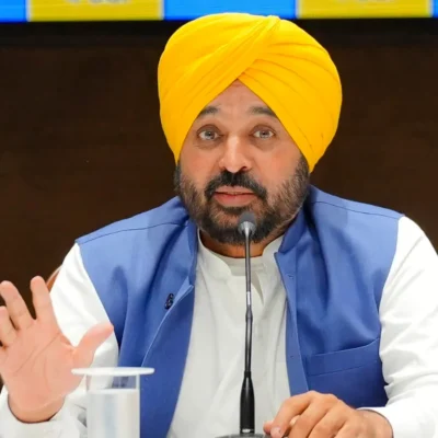 ਰਿਕਵਰੀ ਤੋਂ ਰੋਜ਼ਗਾਰ ਤੱਕ: ਭਗਵੰਤ ਮਾਨ ਸਰਕਾਰ ਦੀ ‘ਯੁੱਧ ਨਸ਼ਿਆਂ ਵਿਰੁੱਧ’ ਮੁਹਿੰਮ ਨਸ਼ਾ ਪੀੜਤਾਂ ਨੂੰ ਰੋਜ਼ਗਾਰ ਰਾਹੀਂ ਨਵੀਂ ਜ਼ਿੰਦਗੀ ਦੇ ਰਹੀ ਹੈ