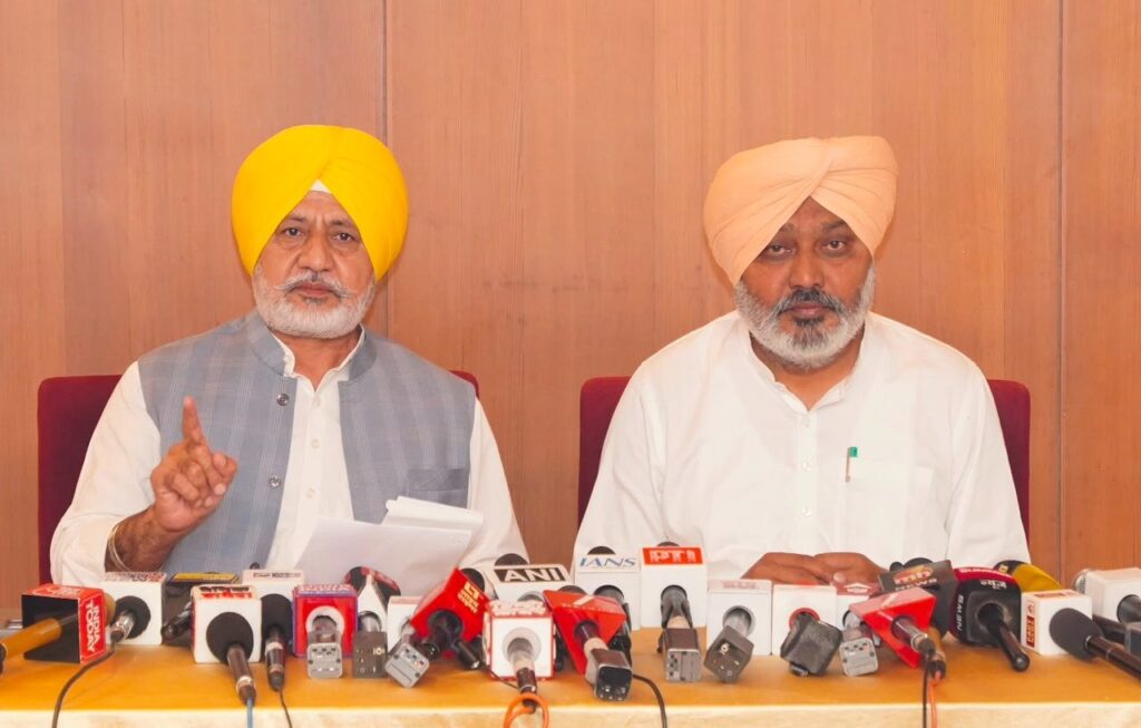 Press note image 1 (34)