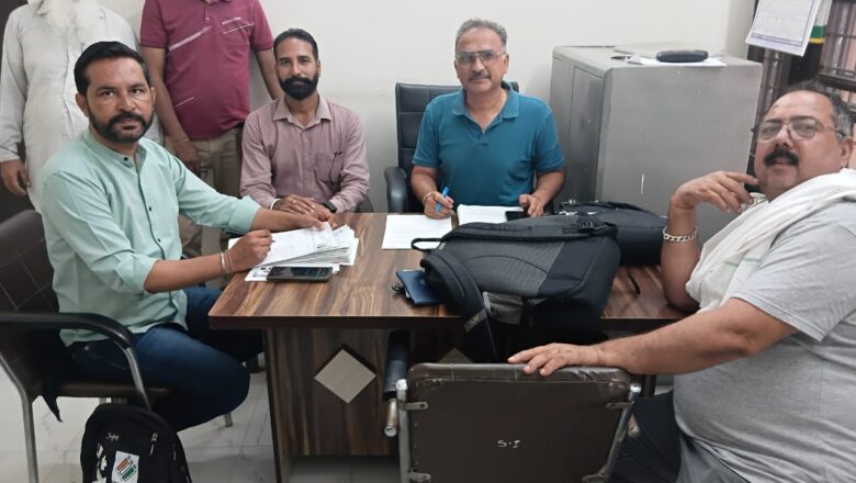 ਐਸ.ਆਈ.ਆਰ.-2026 ਤਹਿਤ ਜ਼ਿਲ੍ਹੇ ਦੇ ਸਾਰੇ ਪੋਲਿੰਗ ਸਟੇਸ਼ਨਾਂ ’ਤੇ ਲੱਗੇ ਵਿਸ਼ੇਸ਼ ਕੈਂਪਾਂ ਨੂੰ ਵੋਟਰਾਂ ਵੱਲੋਂ ਭਰ ਵਾਂ ਹੁੰਗਾਰਾ