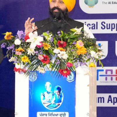 ਪੰਜਾਬ ਪਹਿਲੀ ਤੋਂ ਬਾਰ੍ਹਵੀਂ ਜਮਾਤ ਤੱਕ ਆਰਟੀਫੀਸ਼ੀਅਲ ਇੰਟੈਲੀਜੈਂਸ ਨੂੰ ਮੁੱਖ ਵਿਸ਼ੇ ਵਜੋਂ ਸ਼ਾਮਲ ਕਰਨ ਵਾਲਾ ਭਾਰਤ ਦਾ ਪਹਿਲਾ ਸੂਬਾ ਬਣਿਆ: ਹਰਜੋਤ ਸਿੰਘ ਬੈਂਸ