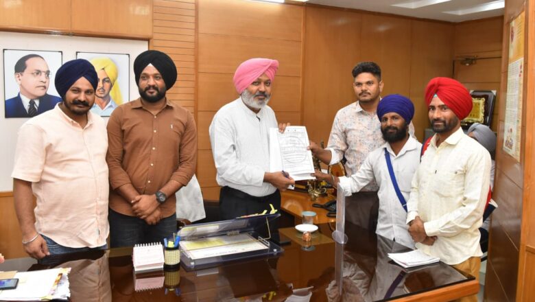 ਵਿੱਤ ਮੰਤਰੀ ਹਰਪਾਲ ਸਿੰਘ ਚੀਮਾ ਵੱਲੋਂ ਸਮਾਜਿਕ ਸੁਰੱਖਿਆ ਵਿਭਾਗ ਨੂੰ ਆਂਗਣਵਾੜੀ ਵਰਕਰਾਂ ਲਈ ਘੱਟੋ-ਘੱਟ 60 ਲੱਖ ਰੁਪਏ ਦਾ ਜੀਵਨ ਬੀਮਾ ਯਕੀਨੀ ਬਣਾਉਣ ਦੇ ਨਿਰਦੇਸ਼