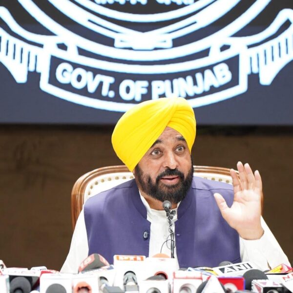 ਭਗਵੰਤ ਮਾਨ ਸਰਕਾਰ ਨੇ ਪ੍ਰਾਈਵੇਟ ਸਕੂਲਾਂ ਵੱਲੋਂ ਮਨਮਰਜ਼ੀ ਨਾਲ ਫੀਸ ਵਧਾਉਣ ’ਤੇ ਰੋਕ ਲਾਈ