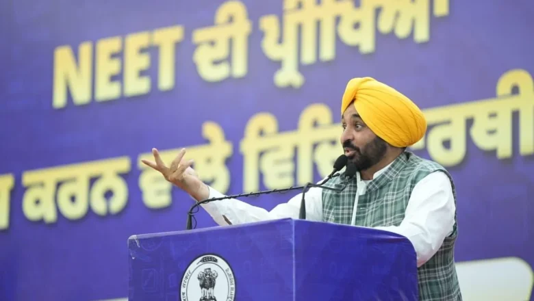 ਪੰਜਾਬ ਵਿੱਚ ਬਿਨਾਂ ਕੈਸ਼ ਤੇ ਫ਼ਰਮਾਇਸ਼ ਤੋਂ ਸਿਰਫ਼ ਯੋਗਤਾ ਦੇ ਅਧਾਰ ‘ਤੇ ਸਰਕਾਰੀ ਨੌਕਰੀਆਂ ਦਿੱਤੀਆਂ ਜਾਂਦੀਆਂ ਹਨ: ਮੁੱਖ ਮੰਤਰੀ ਭਗਵੰਤ ਸਿੰਘ ਮਾਨ