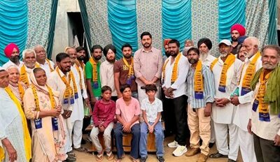 ਕਾਂਗਰਸ ਪਾਰਟੀ ਤੋਂ ਕੀਤਾ ਕਿਨਾਰਾ, ਪਿੰਡ ਕੋਹਾੜ ਵਿਖੇ ਟਕਸਾਲੀ ਕਾਂਗਰਸ ਪਾਰਟੀ ਦੇ ਵਰਕਰ, ਆਮ ਆਦਮੀ ਪਾਰਟੀ ਵਿੱਚ ਹੋਏ ਸ਼ਾਮਿਲ