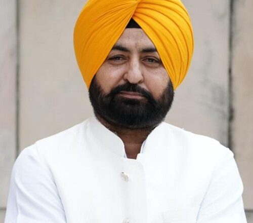 ਗਮਾਡਾ ਦੀ ਆਕਸ਼ਨ ਨੂੰ ਮਿਲਿਆ ਭਰਵਾਂ ਹੁੰਗਾਰਾ: 27 ਪ੍ਰਾਪਰਟੀਆਂ ਤੋਂ ਲਗਭਗ 5400 ਕਰੋੜ ਦਾ ਮਾਲੀਆ ਪ੍ਰਾਪਤ ਹੋਇਆ: ਹਰਦੀਪ ਸਿੰਘ ਮੁੰਡੀਆਂ