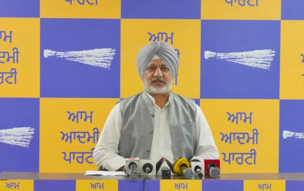 Press note image 1 (8)