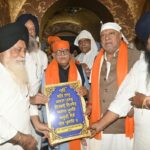 ਪੰਜਾਬ ਦੇ ਰਾਜਪਾਲ ਗੁਲਾਬ ਚੰਦ ਕਟਾਰੀਆ ਸ਼੍ਰੀ ਸਿੱਧ ਬਾਬਾ ਸੋਢਲ ਮੰਦਿਰ ਵਿਖੇ ਹੋਏ ਨਤਮਸਤਕ