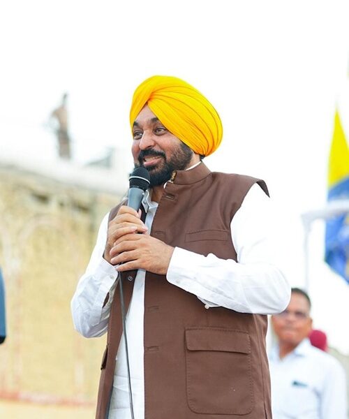 ਮੈਨੂੰ ਝੂਠਾ ਬਦਨਾਮ ਕਰਕੇ ਪੰਜਾਬ ਨੂੰ ਲੁੱਟਣ ਦਾ ਮੌਕਾ ਭਾਲ ਰਹੇ ਨੇ ਵਿਰੋਧੀ-ਭਗਵੰਤ ਸਿੰਘ ਮਾਨ