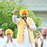 ਪਹਿਲੀ ਅਕਤੂਬਰ ਨੂੰ ਔਰਤਾਂ ਦੇ ਮੋਬਾਈਲਾਂ ‘ਤੇ ਸਨਮਾਨ ਰਾਸ਼ੀ ਦੀ ‘ਟੂੰ-ਟੂੰ’ ਫੇਰ ਸੁਣਾਈ ਦੇਵੇਗੀ: ਮੁੱਖ ਮੰਤਰੀ ਭਗਵੰਤ ਸਿੰਘ ਮਾਨ