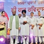 ਮਾਲੇਰਕੋਟਲਾ ਦੇ ਅੰਬਰ ’ਤੇ 500 ਡਰੋਨਾਂ ਨੇ ਉਕਰੀ ਸ੍ਰੀ ਗੁਰੂ ਰਵਿਦਾਸ ਜੀ ਦੀ ਰੂਹਾਨੀ ਵਿਰਾਸਤ