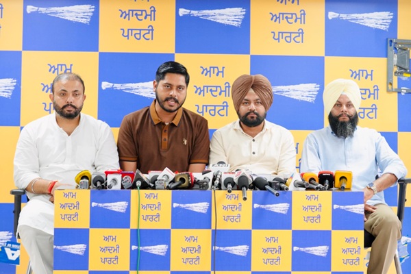 Press note image 2 (31)