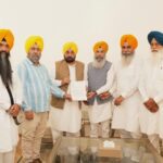 ਐਸ.ਆਈ.ਟੀ. ਜਾਂਚ ਦੀ ਮੰਗ ਨੂੰ ਲੈ ਕੇ ਸ਼੍ਰੋਮਣੀ ਅਕਾਲੀ ਦਲ (ਪੁਨਰ ਸੁਰਜੀਤ) ਦੇ ਵਫ਼ਦ ਨੇ ਮੁੱਖ ਮੰਤਰੀ ਭਗਵੰਤ ਸਿੰਘ ਮਾਨ ਨਾਲ ਕੀਤੀ ਮੁਲਾਕਾਤ