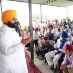 ਕੈਬਨਿਟ ਮੰਤਰੀ ਹਰਜੋਤ ਸਿੰਘ ਬੈਂਸ ਨੇ ਪਿੰਡ ਖਾਨਪੁਰ ਵਿਖੇ ਲੋਕ ਮਿਲਣੀ ਦੌਰਾਨ ਸੁਣੀਆਂ ਲੋਕਾਂ ਦੀਆਂ ਸਮੱਸਿਆਵਾਂ