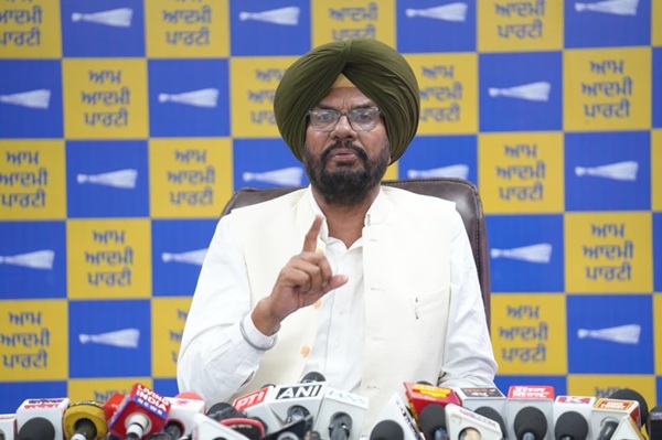 Press note image 1 (88)